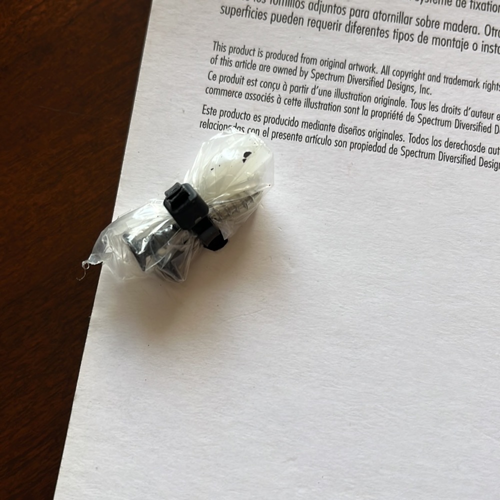 Vignette Metal Key Rack - Picture 9 of 12